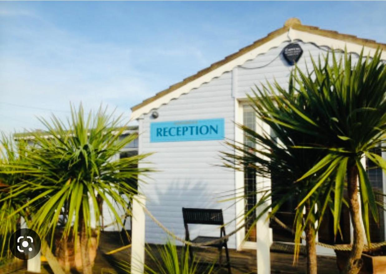 Leysdown-On-Sea Saddlebrook Holiday Park 3 Bedroom Brick Built Chalet Bungalow Екстер'єр фото