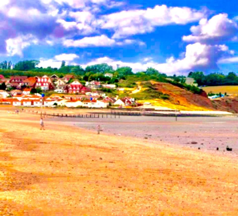 Leysdown-On-Sea Saddlebrook Holiday Park 3 Bedroom Brick Built Chalet Bungalow Екстер'єр фото